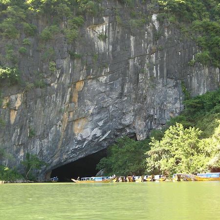 Anh Linh 1 Hotel Dong Hoi Dış mekan fotoğraf