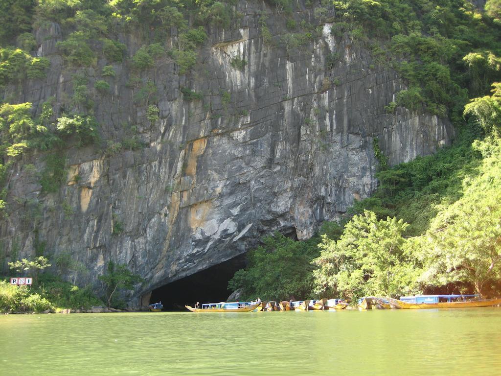 Anh Linh 1 Hotel Dong Hoi Dış mekan fotoğraf