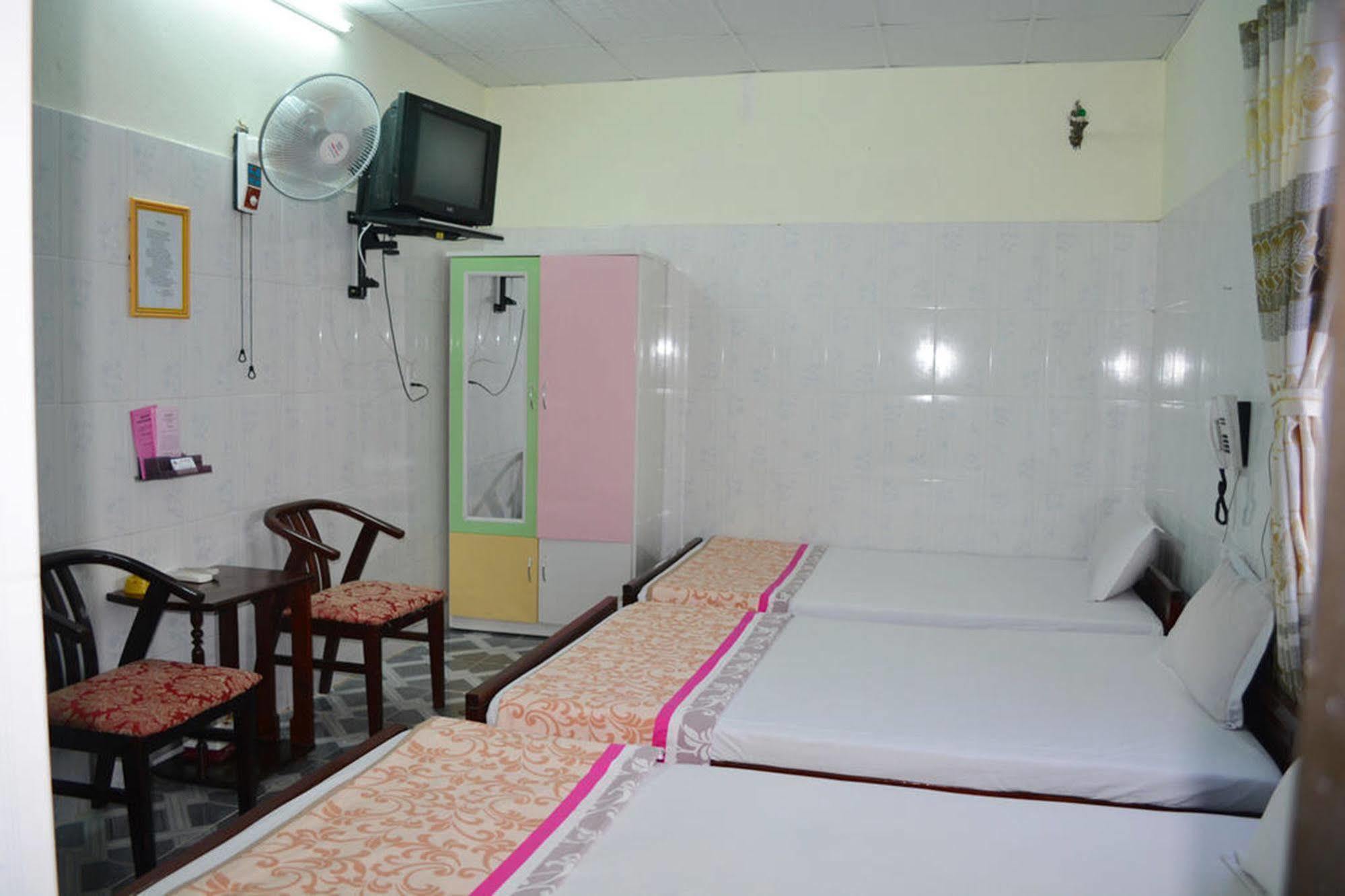 Anh Linh 1 Hotel Dong Hoi Dış mekan fotoğraf